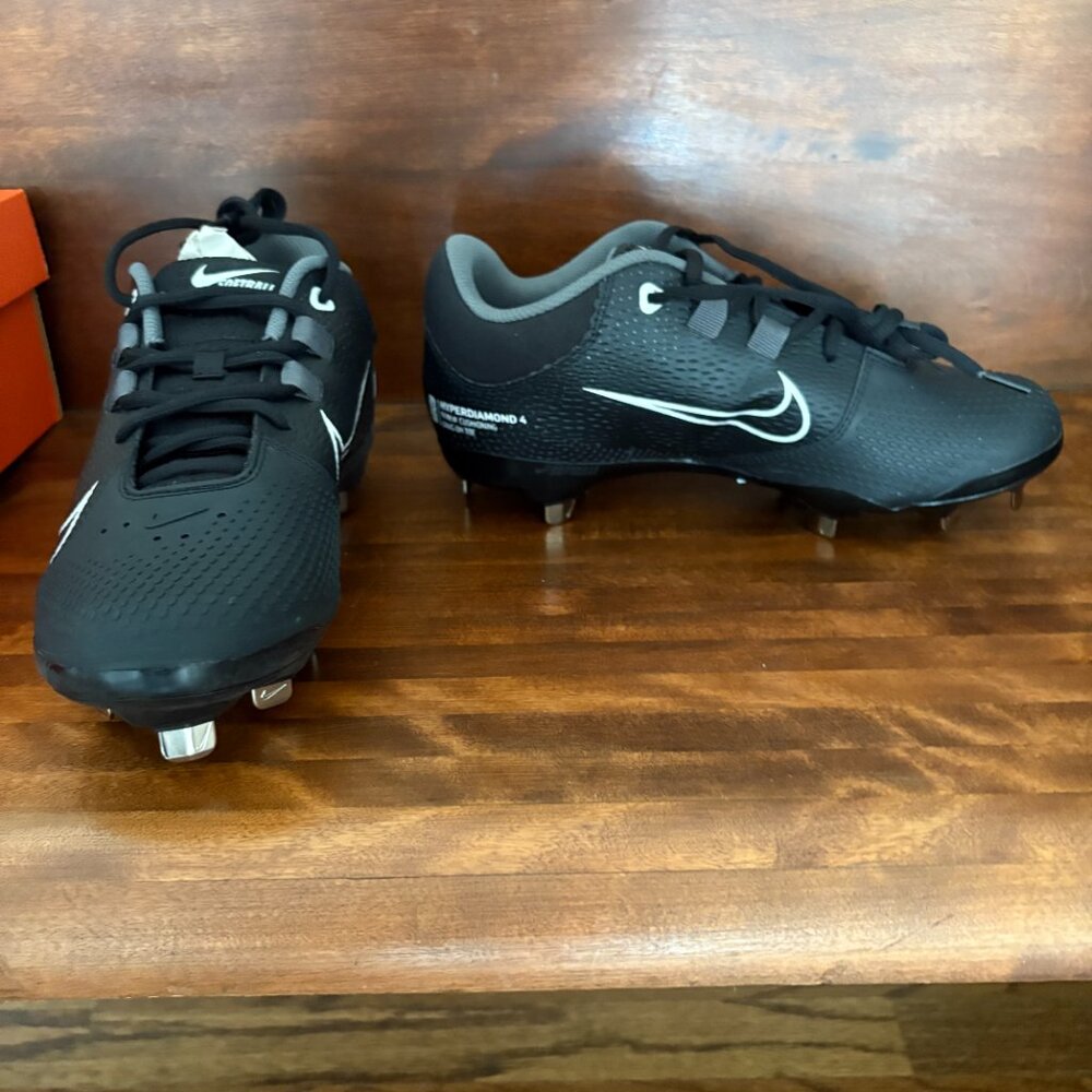Nike Women's Hyperdiamond 4 Pro Black Metal Softball Cleats Athletic Sports 8.5
